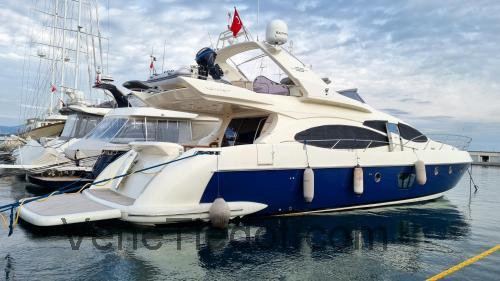 Azimut 68E Tekniset tiedot ja arvostelut